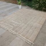 Superb Moroccan wool rug, handmade, dimensions 250x150 cm.