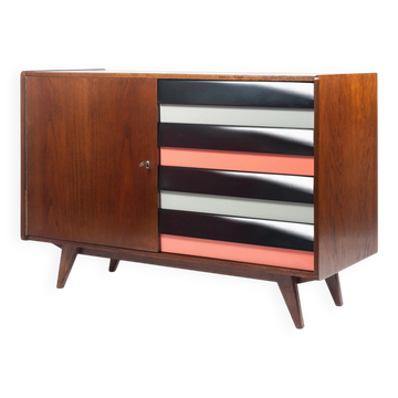 Original U-458 cabinet designed by Jiří Jiroutek in 1958