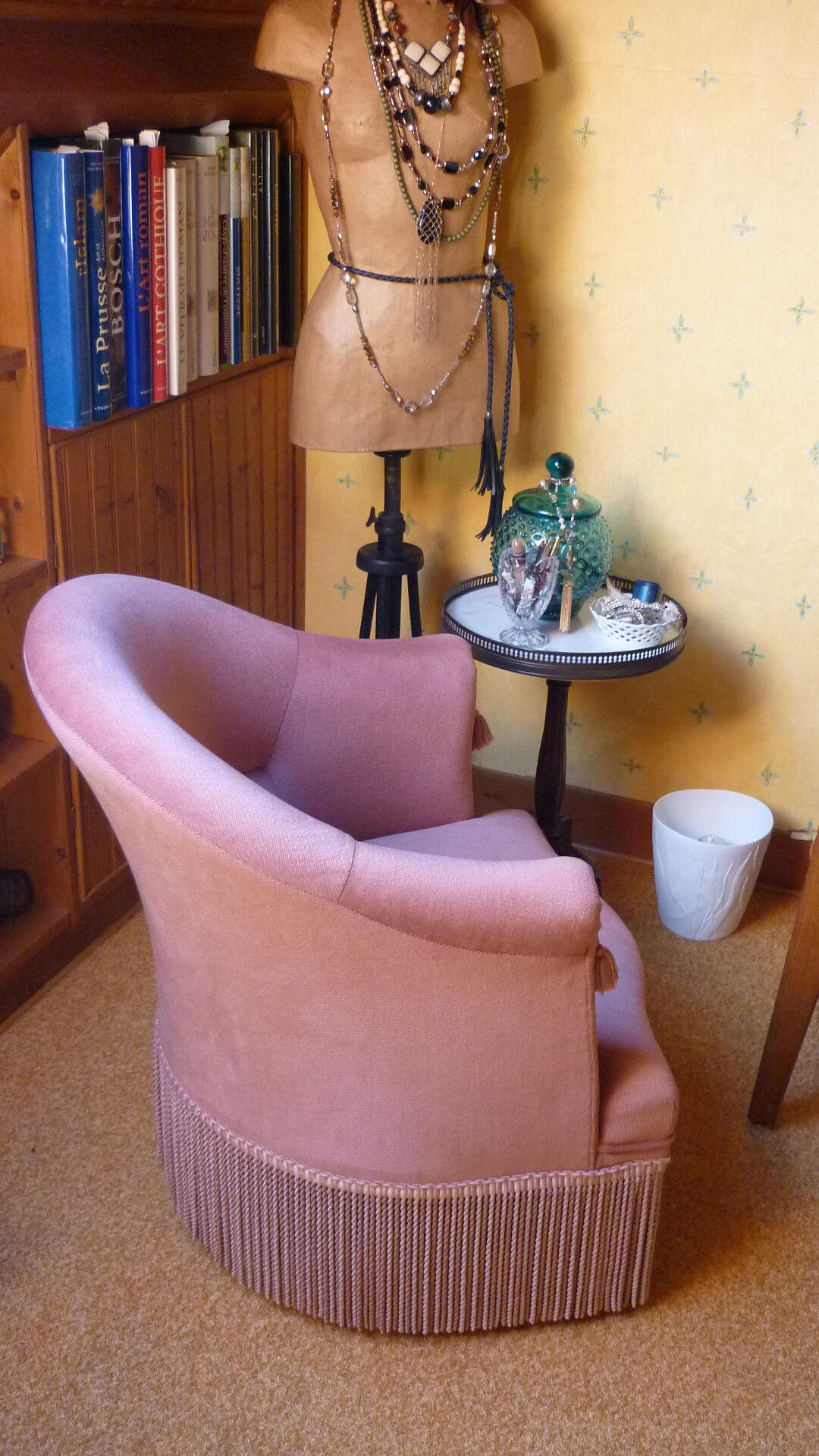 Armchair Toad velvet rose