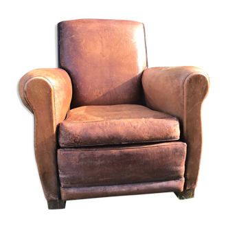 Leather club chair from the 1940s