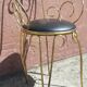 Coiffeuse et chaise en métal doré et opaline.