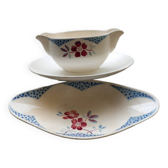 Gravy boat and Digoin dish