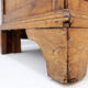 Commode rustique avec deux tiroirs et pieds sculptés - 1930
