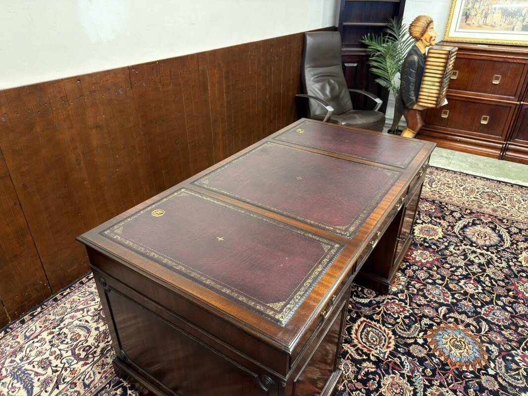 Classic English Chesterfield Desk