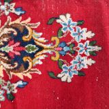 Antique 1920s Persian Kerman rug, floral medallion, red field, 267cm x 364cm