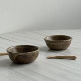 Serving plate and its 2 small sauce boats.