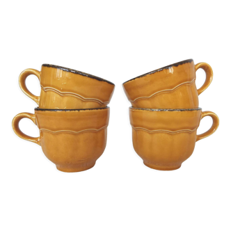 4 ceramic cups