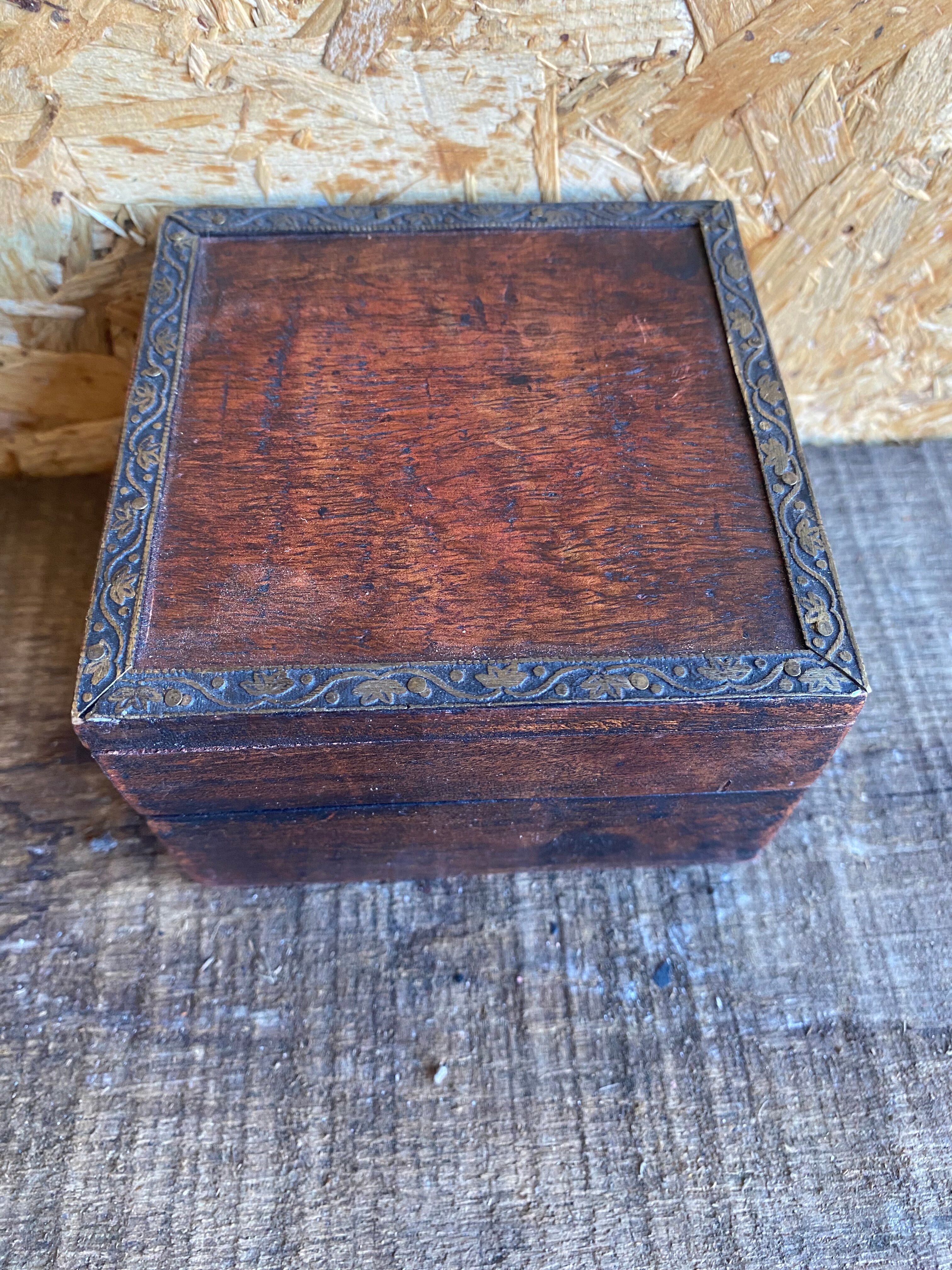 Antique Box Jewellery Wood + Leaf Motif Bronze Vintage #D98