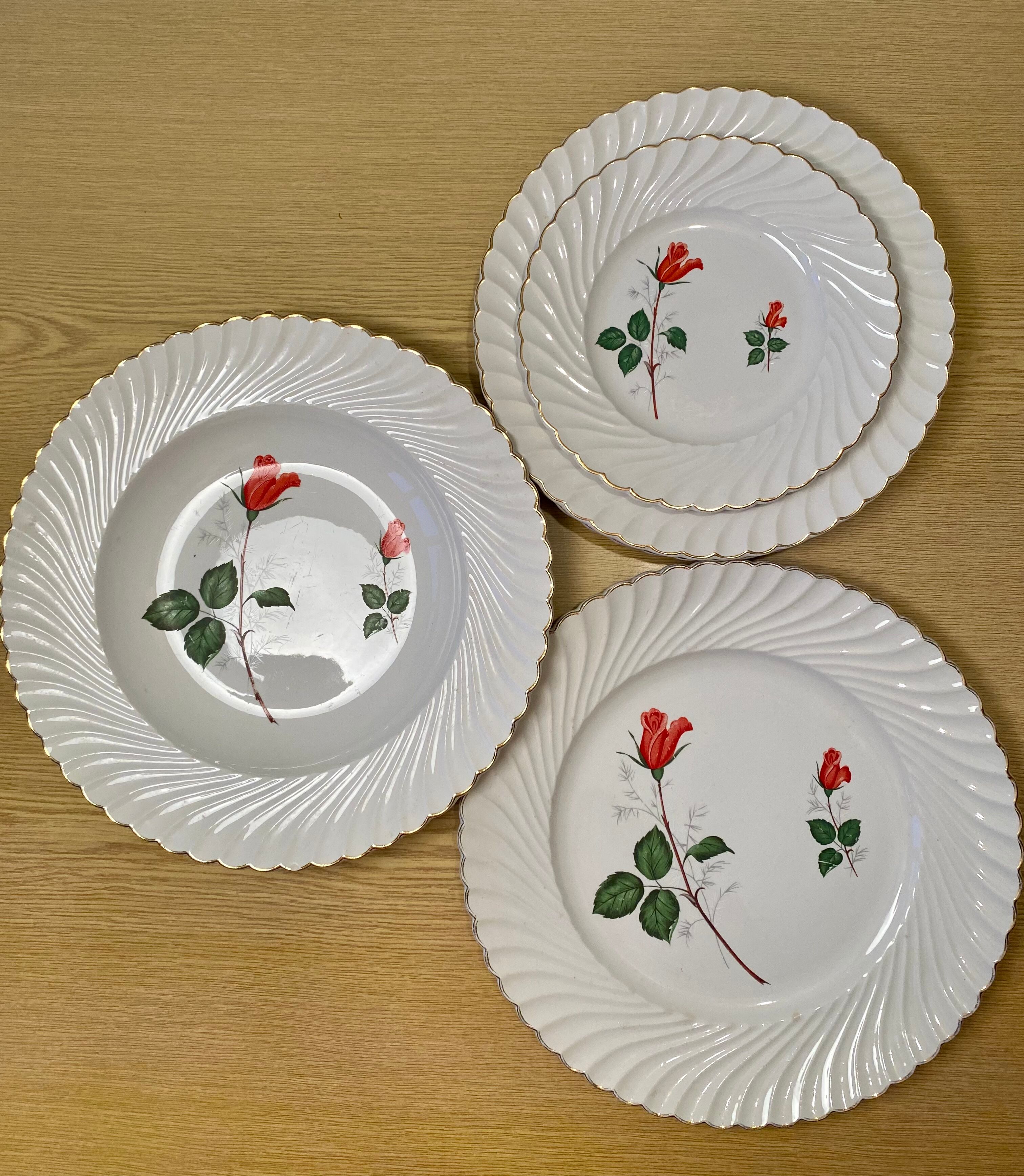 Luneville with Roses serving dishes set