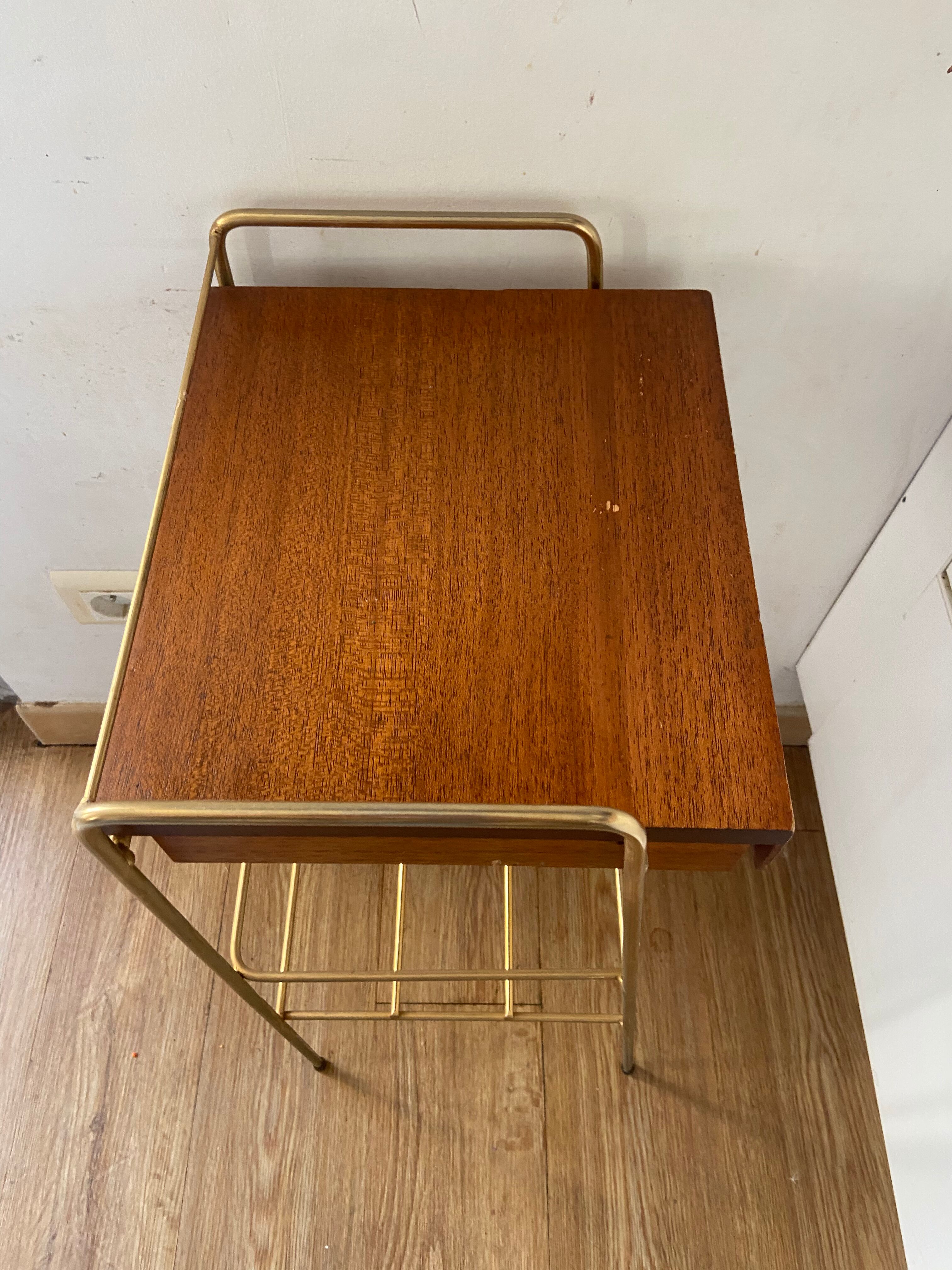 Vintage side table/bedside table