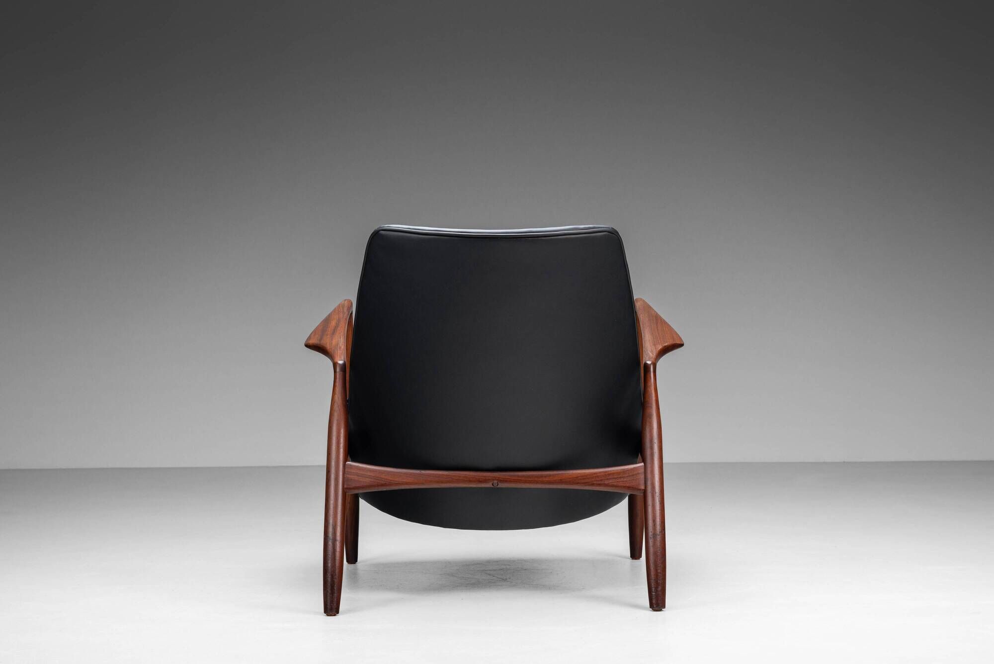 Ib Kofod Larsen ‘Seal’ lounge chair for OPE Möbler Sweden