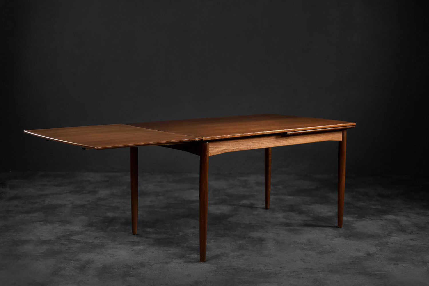 Vintage Mid-Century Danish Modern Teak Extendable Dining Table from BL-Møbler, 1960s