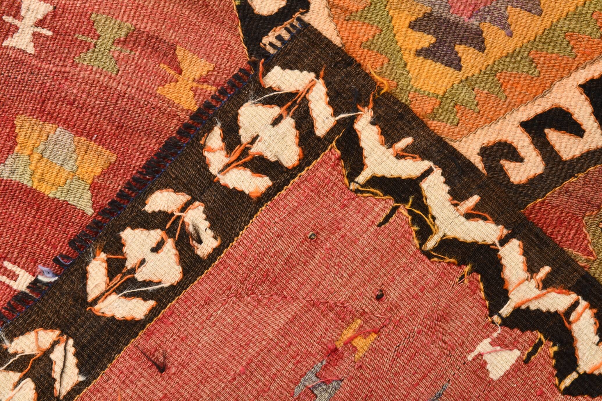 Red & Beige Oriental Vintage Kilim Runner Rug, 81x261Cm