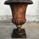 Vase médicis en fonte pechenard