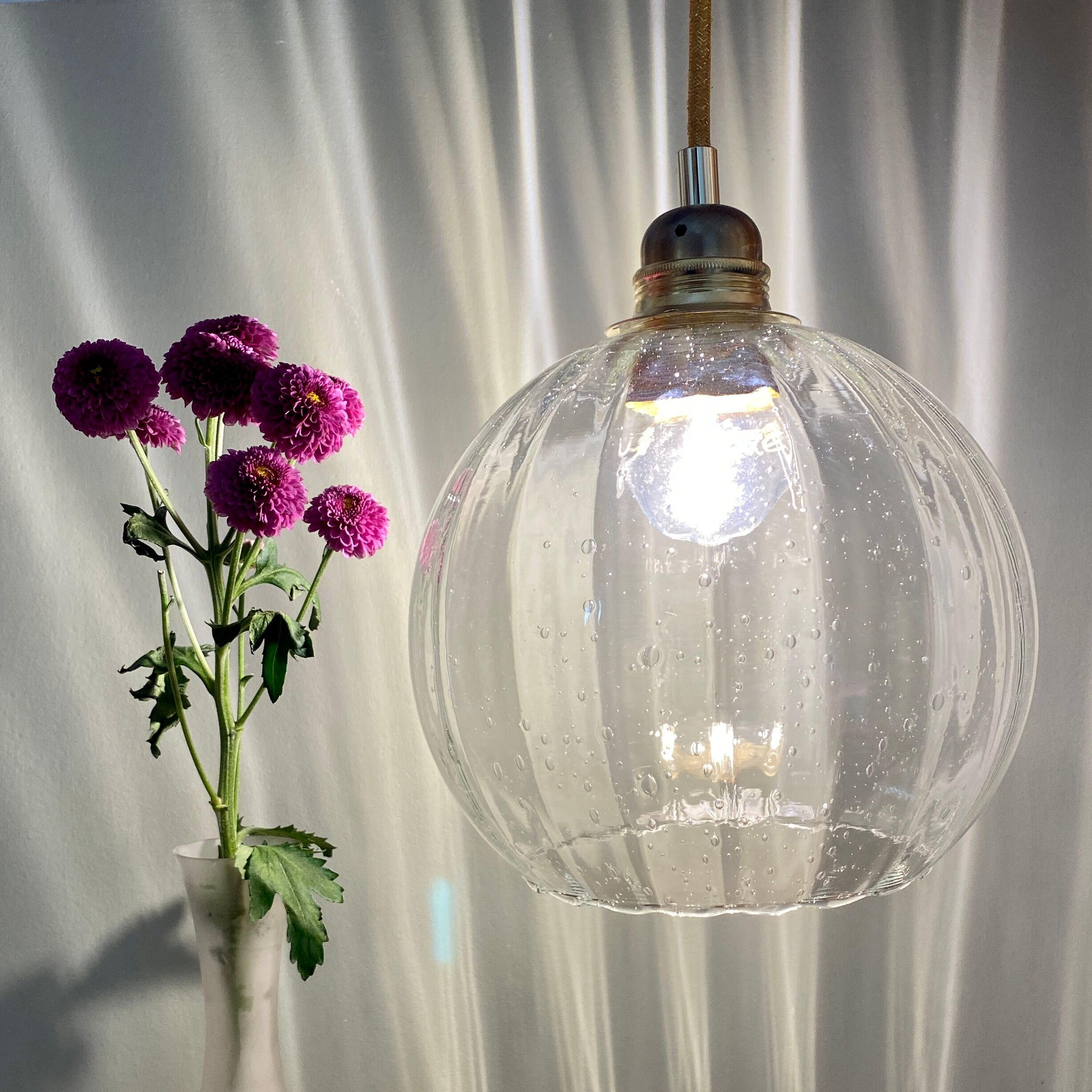 Vintage globe pendant lamp in slightly bubbled glass