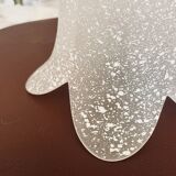 Tulipe en pâte de verre moucheté blanche en forme de fleur
