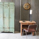 Metal cabinet, 3 door lockers