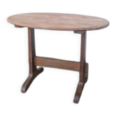 Oval table