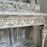 Walnut dresser, 19th century.
