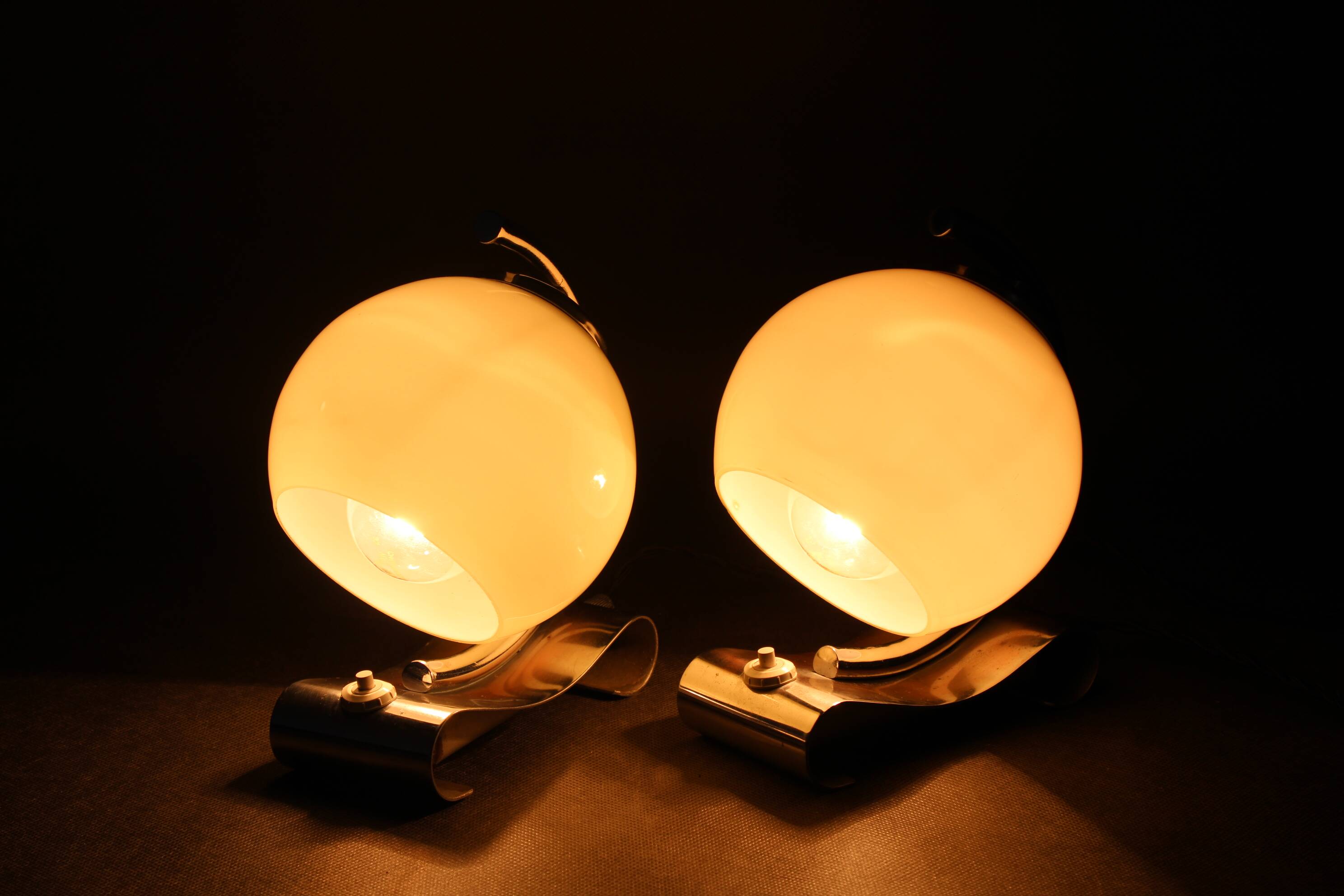 1930s Pair of Art Deco Chrome Plated Table Lamps, Czechoslovakia