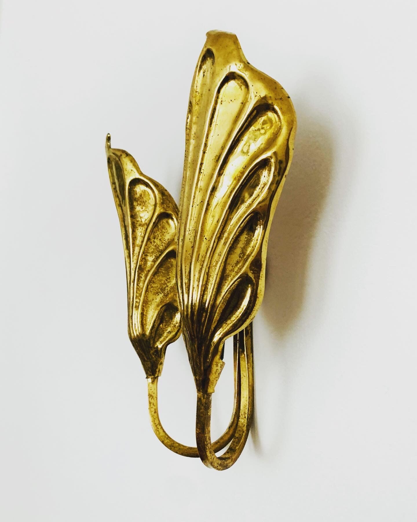 Italian Hollywood Regency Brass Sconce by Tommaso Barbi