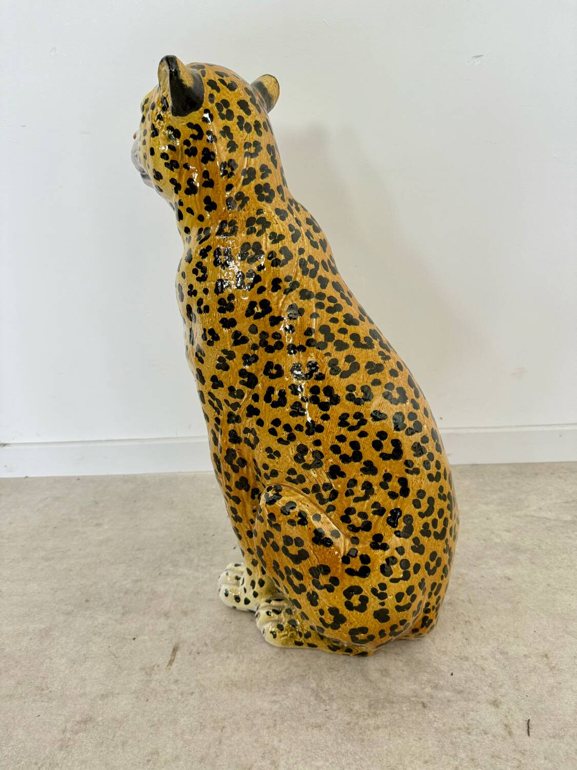 Antique terracotta leopard sculpture from the 70s vintage Italian design