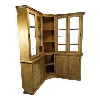 Bistro corner bookcase