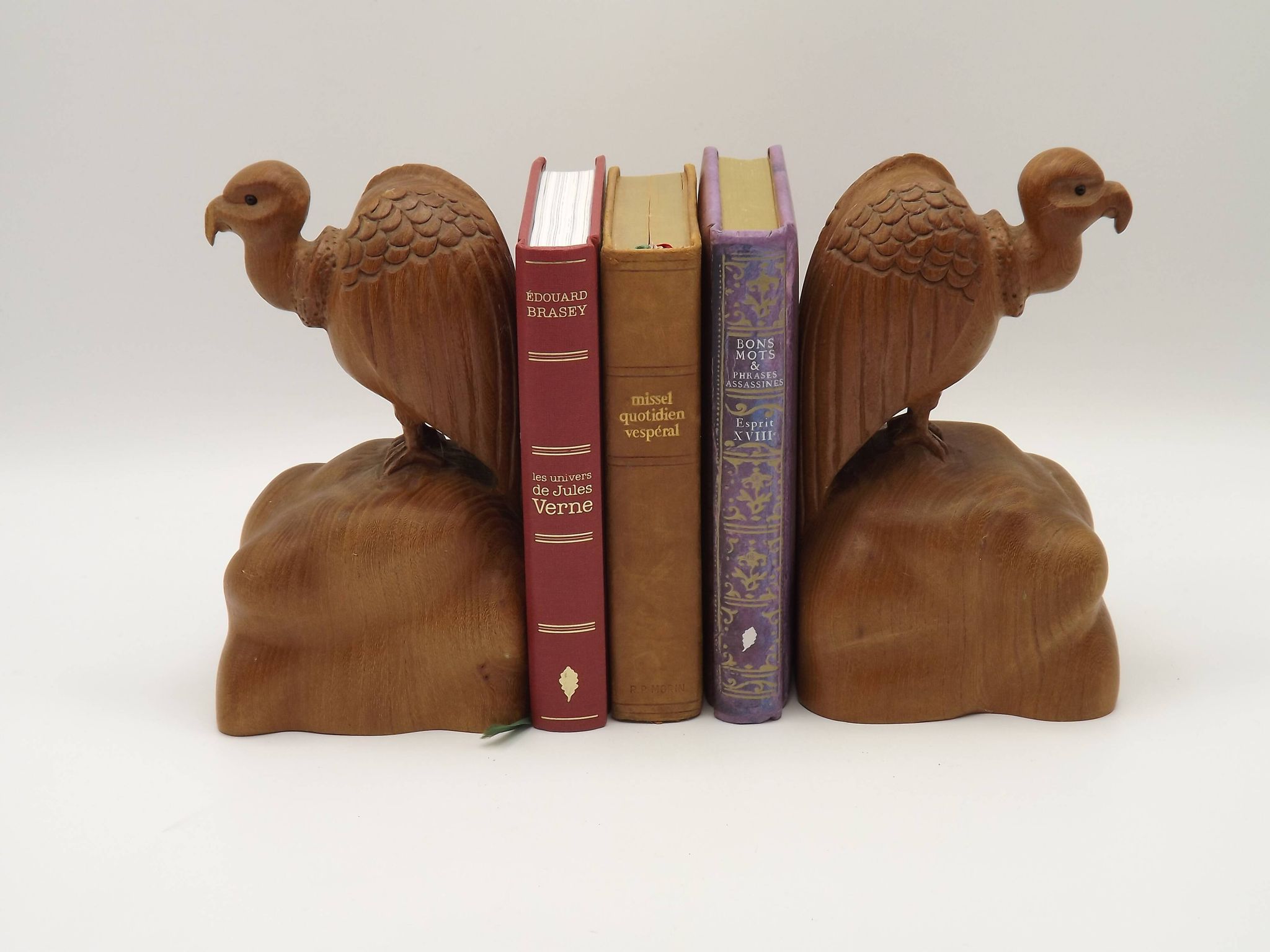 Unusual Pair of Vintage Hand-Carved Vulture on a Rock Wooden Bookends