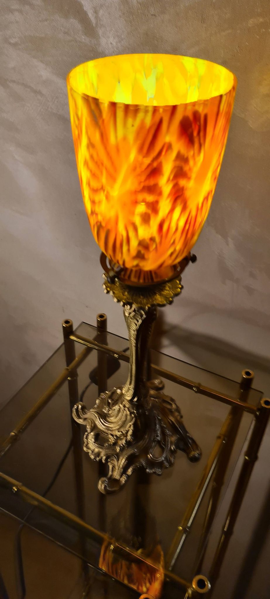 art nouveau rocaille style bronze lamp, superb tulip, 36x15, very good condition