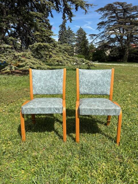 Pair of 2 Steiner Bow Wood chairs from the 1950s.
