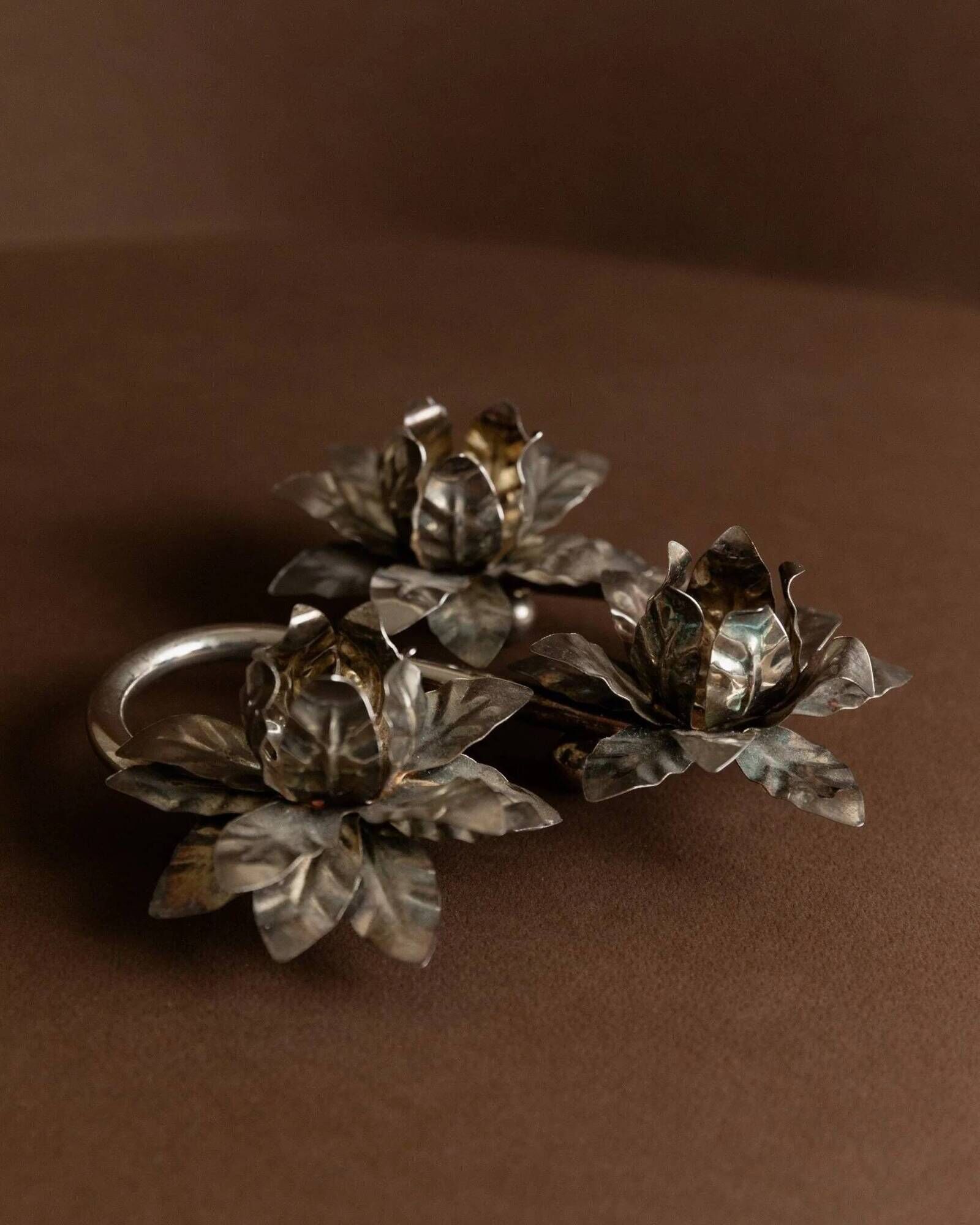 Vintage silver candle holder with 3 flowers - Mid-Century design Italy 1960s