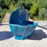 Soap holder or wall-mounted empty pocket