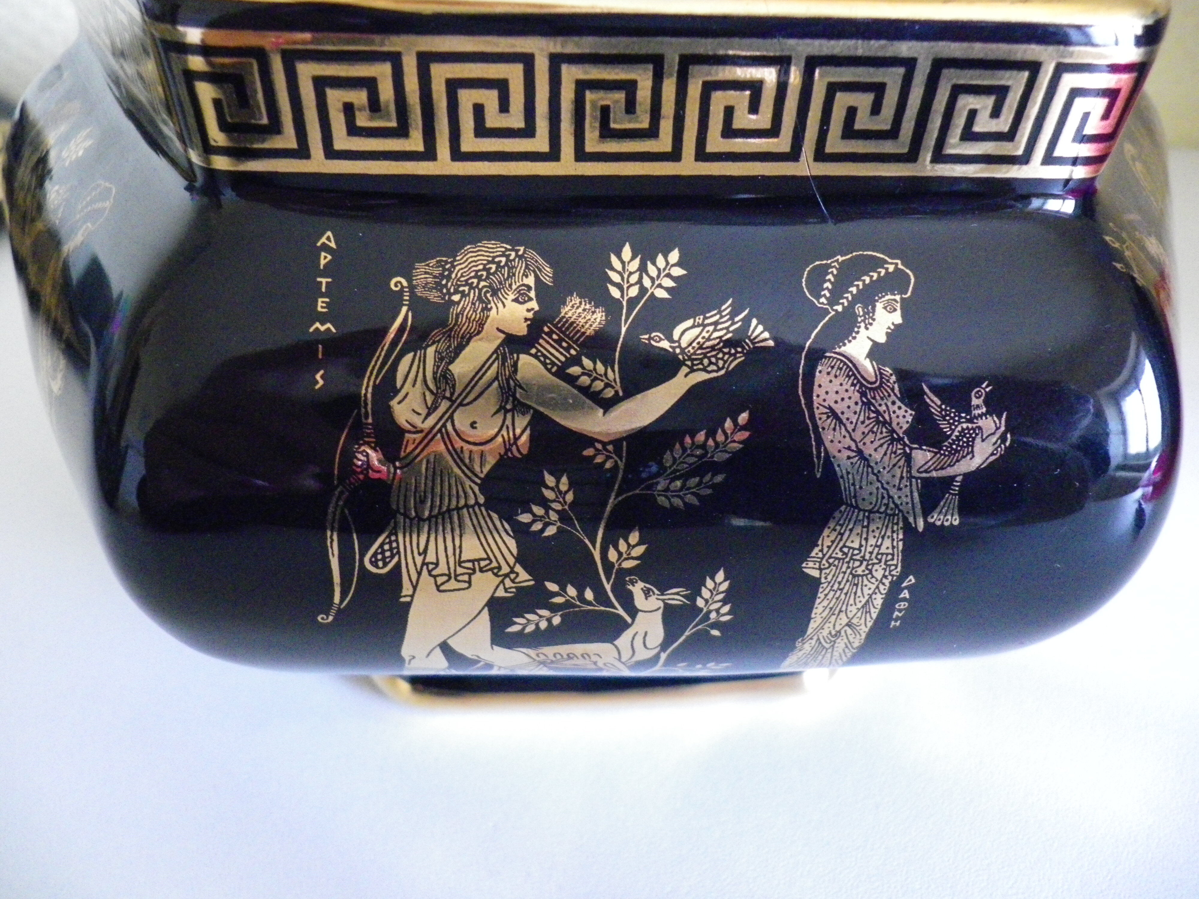 Porcelain candy maker hand-decorated with 24 carat gold Greece 70