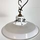 Lampe suspendue en émail blanc industriel, années 1960
