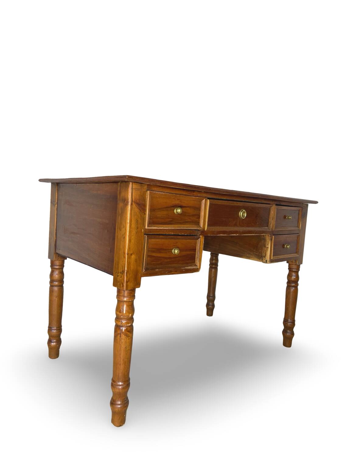 Italian pine wood centre writing desk from the 1960s, a reproduction o