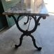 Table de bistrot marbre pied en fonte