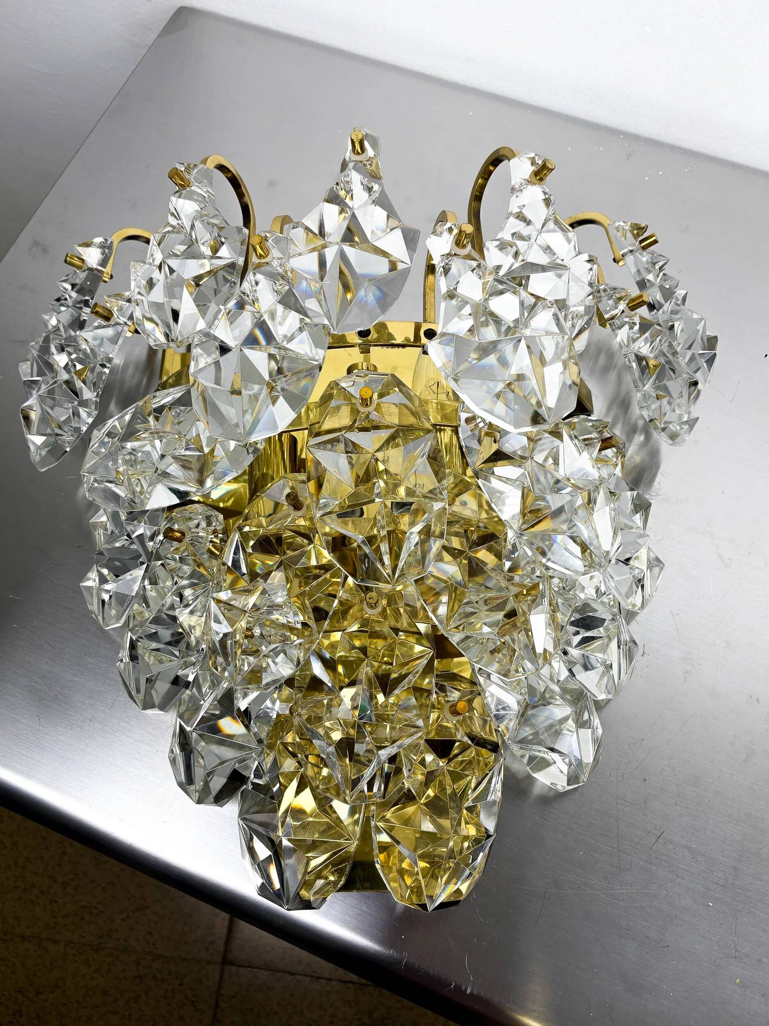 Kinkeldey XL 5-tier cut crystal wall sconce, gilt brass, Germany, 1970s