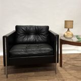 Andy armchair by Pierre Paulin