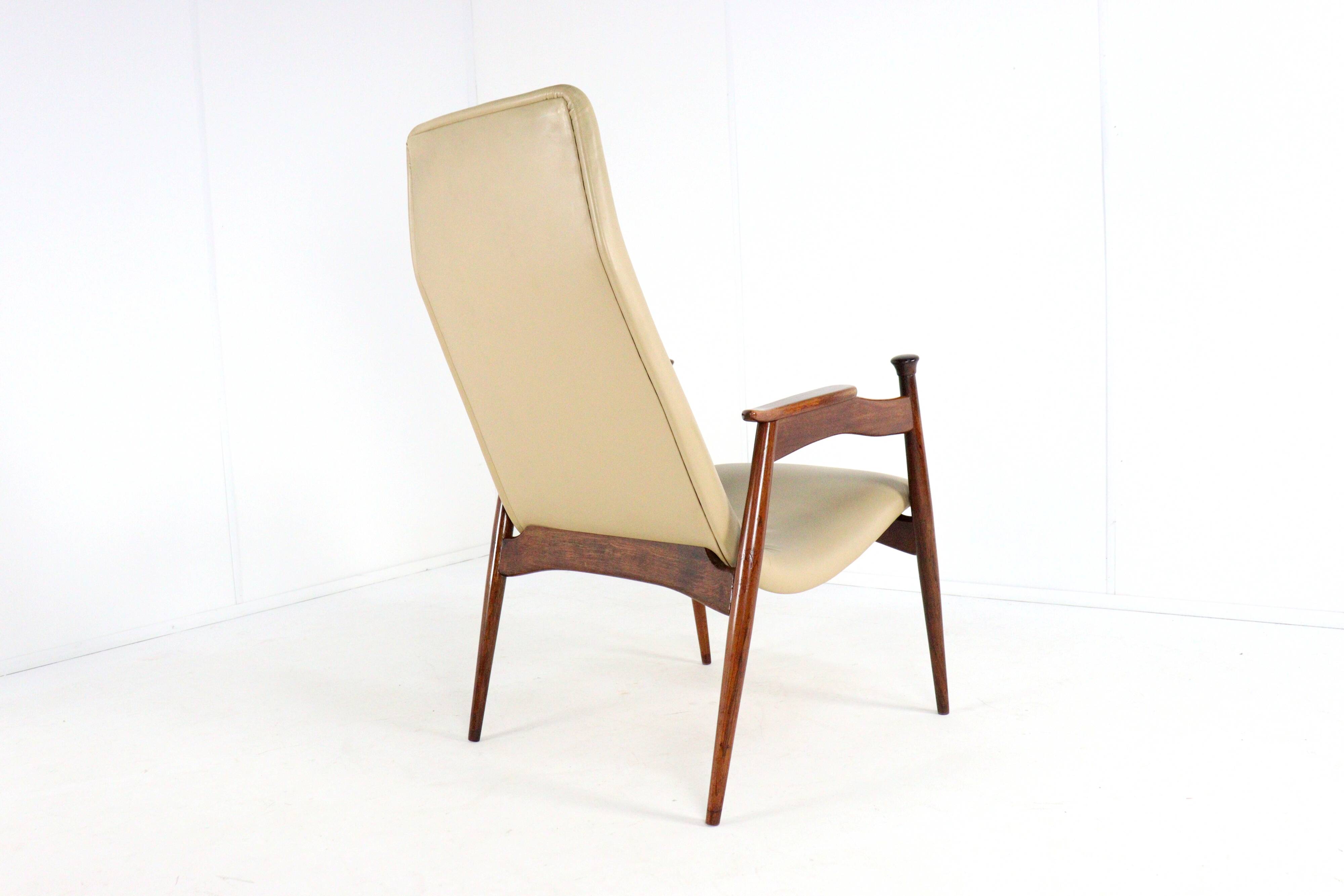 Mid century modern easy chair