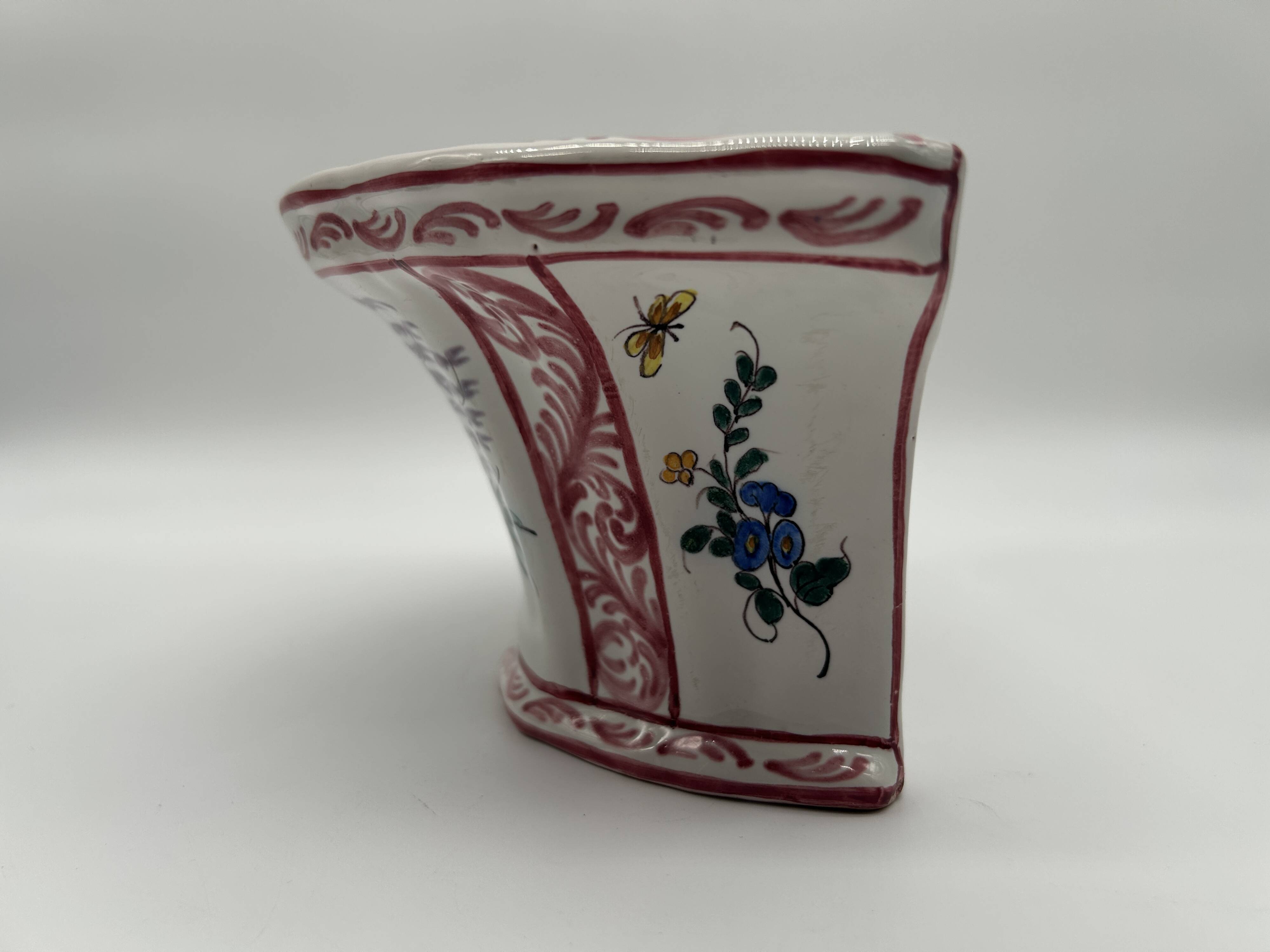 Antique wall-mounted vase - Japonese decor