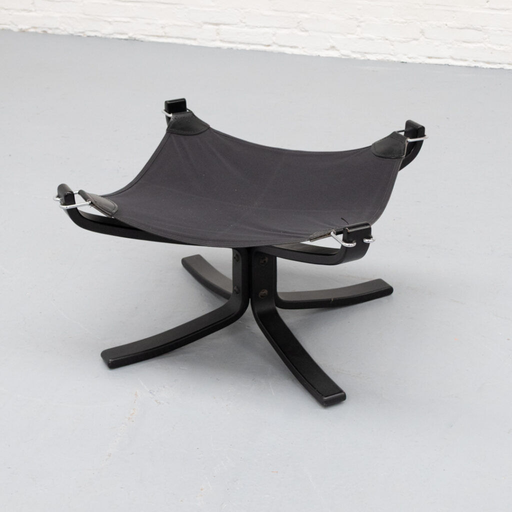 Sigurd Ressel Falcon Ottoman 1970s