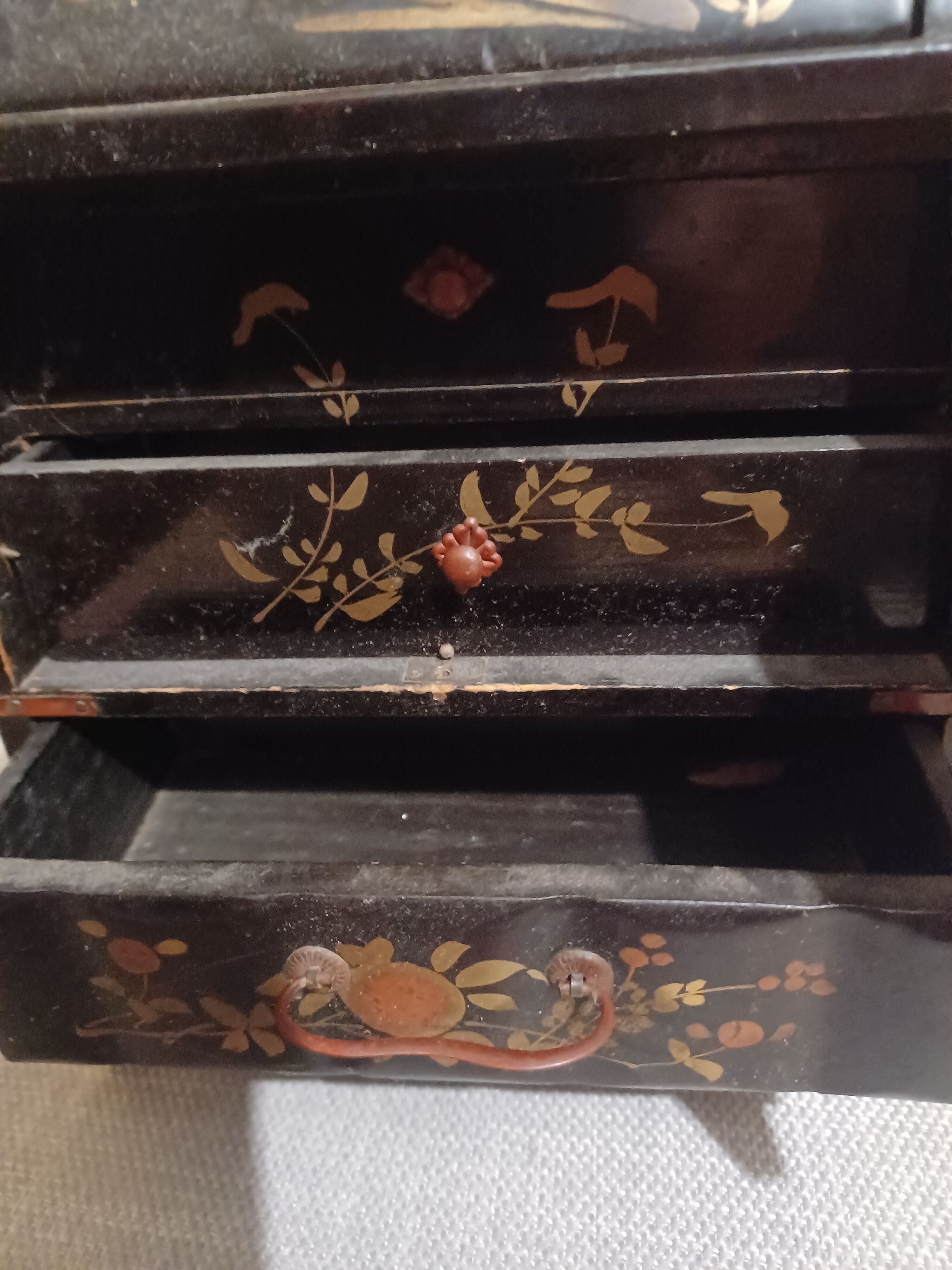 Japan miniature cabinet