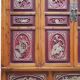Armoire de mariage chinoise ancienne en orme sculpté et laqué – École de Ni