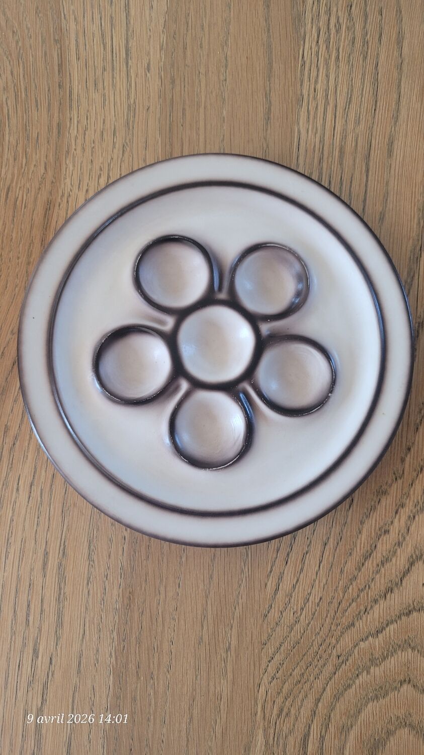 6 snail plates Thomas