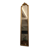 Ancien miroir doré vertical à chaperon