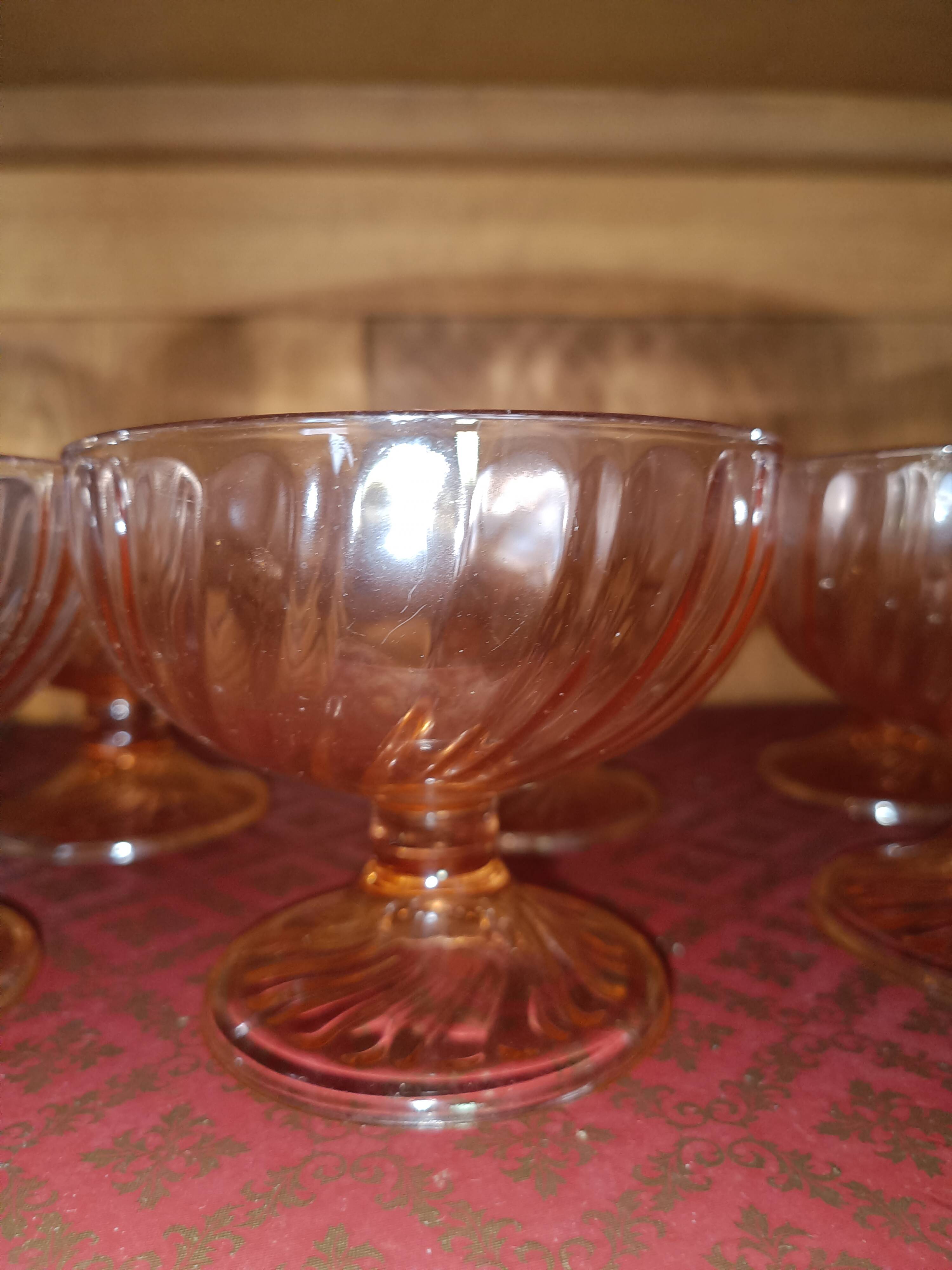 8 vintage dessert cups