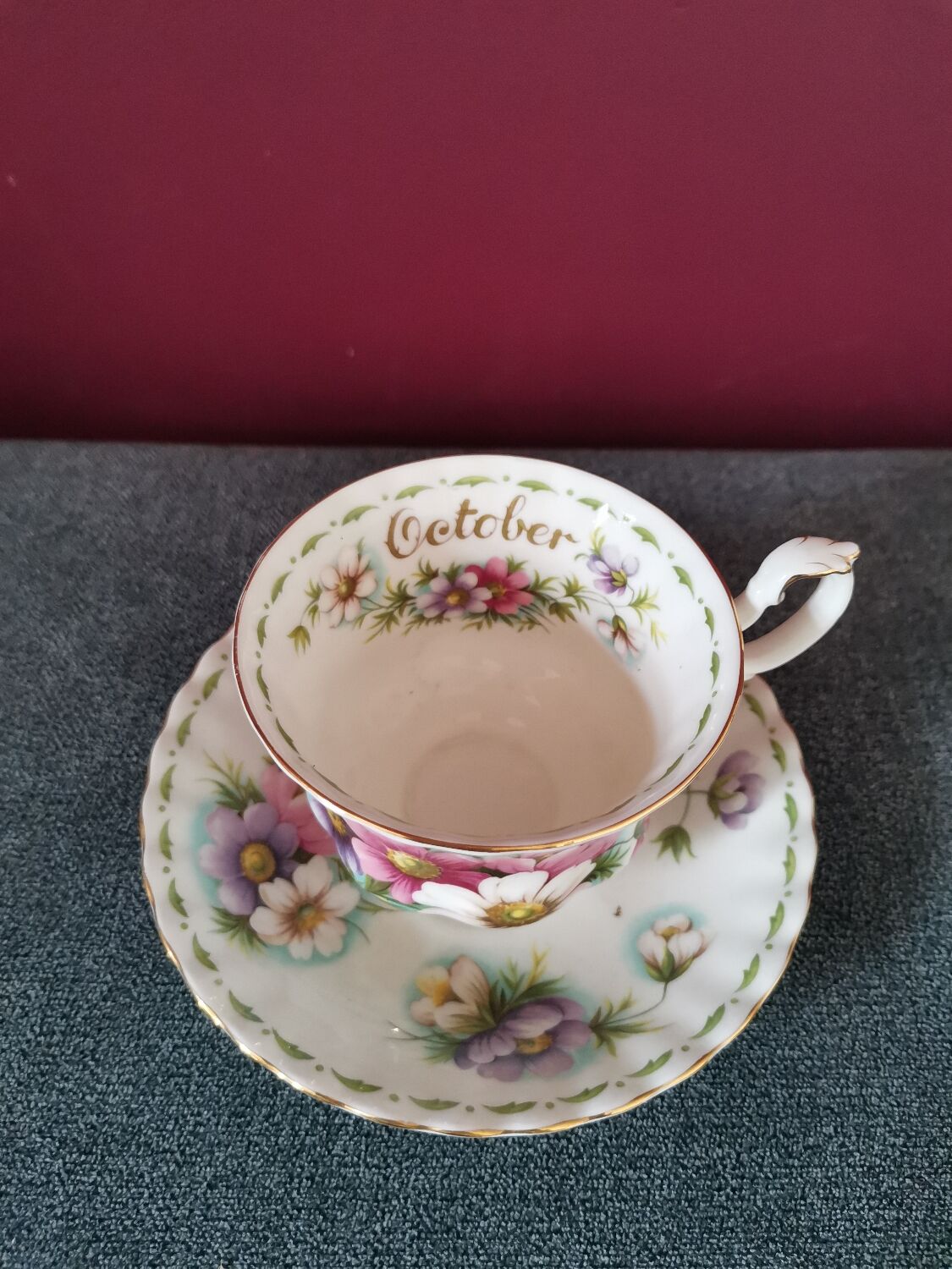 Tasse Octobre Royal Albert
