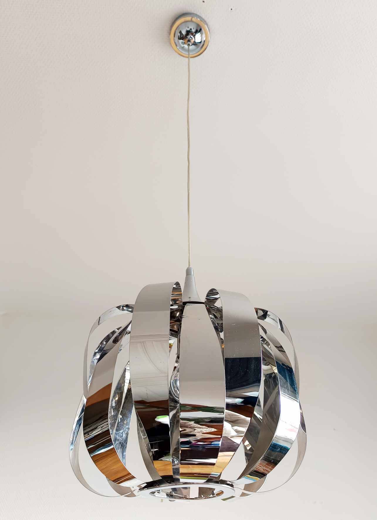 Suspension space age métal chromé