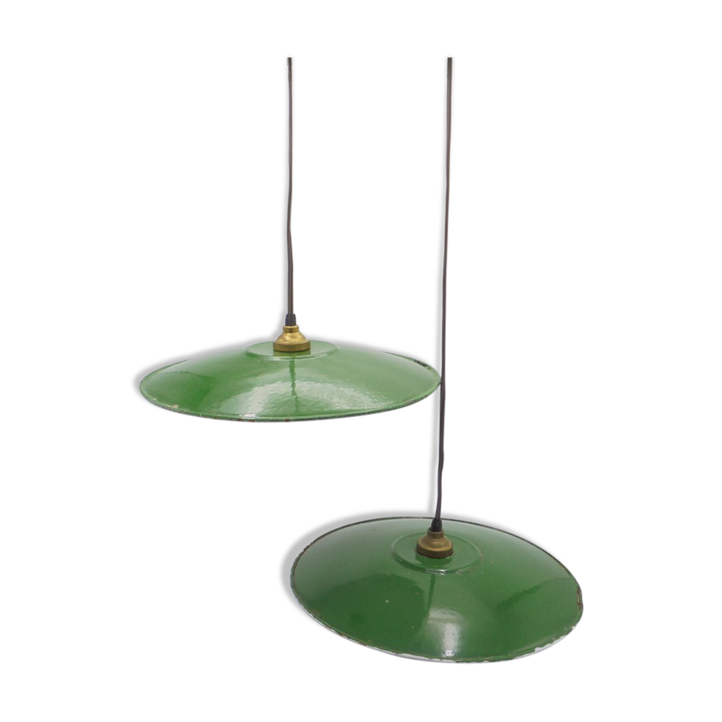 Duo of wall lamps in enamelled plate