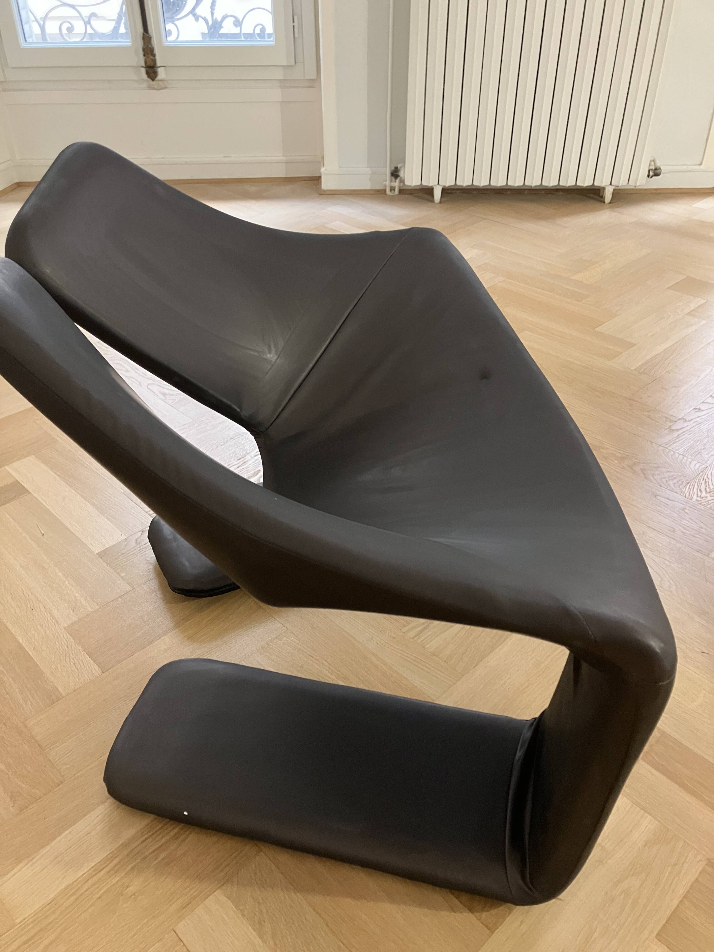 KWOK Hoi Chan Zen Armchair - Steiner